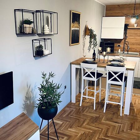 Top Apartman Sombor Buitenkant foto