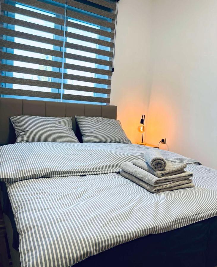 Top Apartman Sombor Buitenkant foto